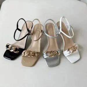 체인 스트랩 포인트 스퀘어 토 힐 샌들 6SS 체인디테일 스트랩구조 스퀘어토 미들힐 안정굽