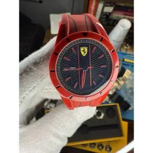 Ferrari red official 레이싱 시계 [세금포함] [정품] Scuderia Redrev 실리콘 블랙 다이얼 NEW IN BOX 명