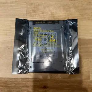 Toshiba TOSHIBA THNSNK128GCS8 2.5 128GB SATA/SSD 솔리드 스테이트 드라이브[세금포함] [정품] 하드디스