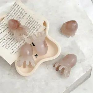 [골드스마일]두피 지압 마사지기 문어형 괄사 승모근 혈자리 자극기