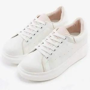 여성 OE050410 데일리 추천 운동화 키높이 꾸안꾸 스니커즈 캐