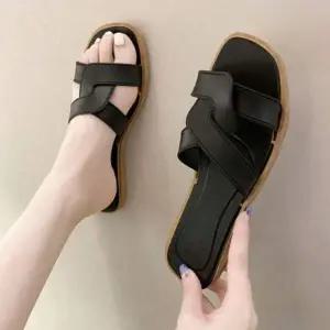 가벼운 LS347660 여성 디테일 구성 소재 플랫 굽 꼬임 디자인