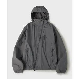 매장정품 HOOVES [데일리룸 PICK]커브드 윈드브레이커 자켓[차콜]