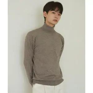 210에디트 남성 캐시미어 블렌디드 터틀넥 니트 다크베이지 ZZ4SW2 S2