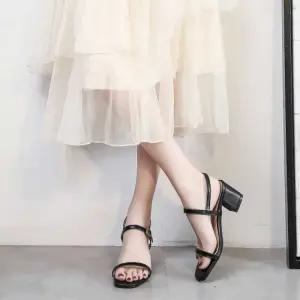 바캉스 여름 샌들 오피스룩 코디 스트랩끈 미들힐 icA5+1UfO