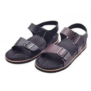 남성 FRM021A6 투스트랩 버클 가죽샌들 데일리 여름슬리퍼 신발