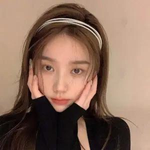 [셀러에이드]진주 장식 헤어밴드 머리띠 헤어끈 슬림 스타일