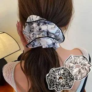 [골드스마일]배색 플라워 패턴 여자 곱창 머리끈 헤어밴드 헤어슈슈