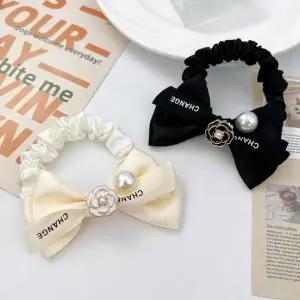 진주 장식 헤어밴드 클래식 고무줄 곱창 머리끈 스크런치