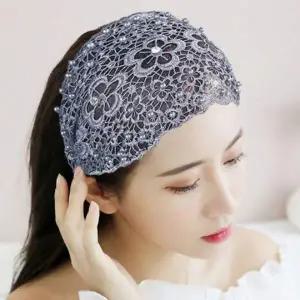 [에이치플러스몰]플라워 펀칭 레이스 큐빅 와이드 헤어밴드 1P