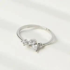 [셀러에이드]오픈링 백금 도금 은반지 쇼핑백 포함 세련된 디자인