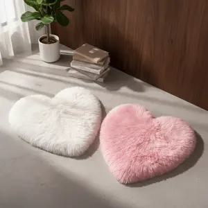 벨라빈 러블리 하트 퍼 러그 카펫 발매트 감성 포토존 원룸 인테리어 소품