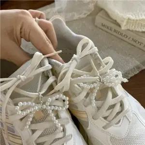 [라일리] Rly 화이트 미니 슈즈 참 세트 사무용품