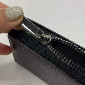 [콩심팥심]지퍼 잠금형 카드지갑 브라운 명함 케이스 여성용 가죽 카드홀더