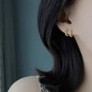 반짝임 레이어 큐빅 드롭 귀걸이