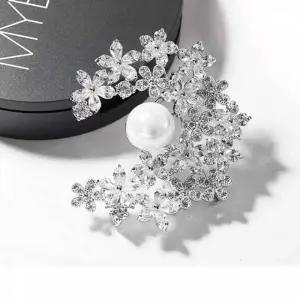 [골드스마일]큐빅 진주 브로치 겸용 펜던트 목걸이 반달형 지르코니아 장식