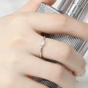 925 실버 백금 도금 큐빅 장식 카렌 반지 실버링