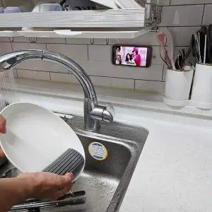 화이트 핸드폰 뽁뽁이 흡착패드