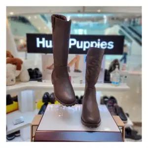 [허시파피]여성 발 편한 3cm 워커창 하프 털부츠 3fq614-005CA 644854