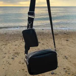 무지 심플 단정 캐쥬얼 데일리 남성 미니 크로스백 남자힙색 20대코디 30대코디 남친룩