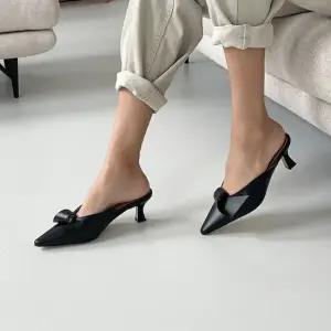 여성 스틸레토 뾰족굽 반리본크로스 슬리퍼 뮬구두 직장인편한구두 여성뮬샌들 여성뮬