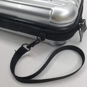 하드캐리어 여행용 미니 가방 실버 파우치