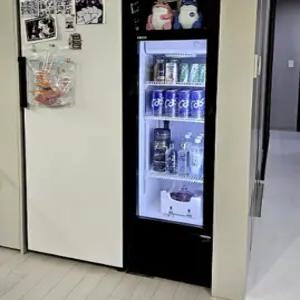 맥주냉장고 사무실냉장고 기숙사 원룸 음료수 음료 미니 슬림형 블랙 탕비실 145L