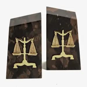 스케일 오브 저스티스 타이거 마블 북엔드 - 변호사 선물 법무실 장식