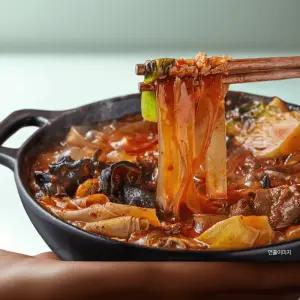 프레시지 칼칼한 소고기 마라탕 냉장 밀키트 2인분 512g 2개 캠핑포차