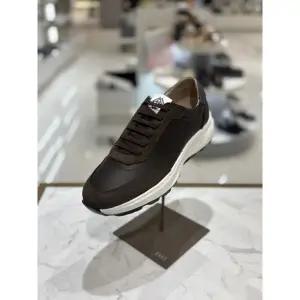 [롯데백화점]닥스 남성 키높이 세무포인트 밴딩 스니커즈 DMX512 진밤 (DMX512KS22)