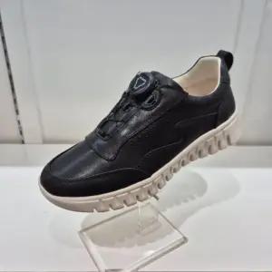 [엘칸토]엘칸토 HC11 소가죽 여성 스니커즈 B3V8U6X1319 (46186692)