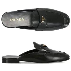 [프라다] 트라이앵글 1D766N 070 F0002 프라다 삼각 로고 여성 블로퍼 뮬