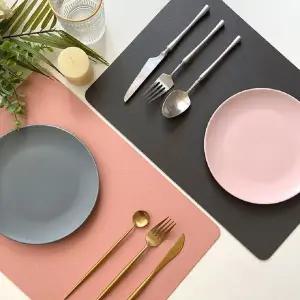 [에이치플러스몰]매트 인조가죽 식탁 테이블 양면 사각