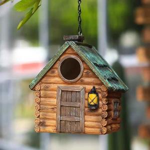 야외 새둥지 앵무새 새장 걸이형 급수기 나무 전원주택 정원 사육장 닭모이통 빨강 인테리어