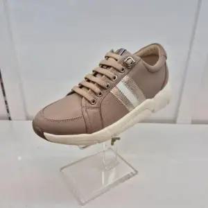HC11 양가죽 여성 스니커즈 초경량 컴포트 스니커즈  C8V2U43X925