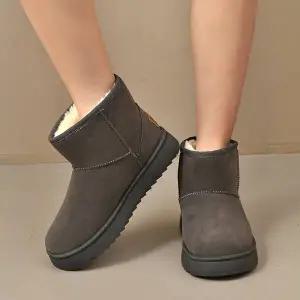 [굿쇼핑몰]2컬러 기모 베이직 미들 부츠 3cm