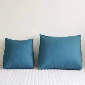 [더베딩샵]삼각 등받이 쿠션 허리 등 쇼파 침대 면 소형