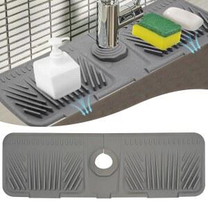 주방 싱크대용 Qinthory 17.5 x 5.5인치 실리콘 수도꼭지 매트, 싱크대 프로텍터 스플래시 가드 드립 캐처 트레이, 비누 스펀지 홀더 건조 베이스 2.3인치(회색)에 맞습니다