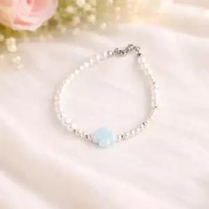 시후주얼리 파스텔 블루 클로버 진주 써지컬 팔찌 EA649B