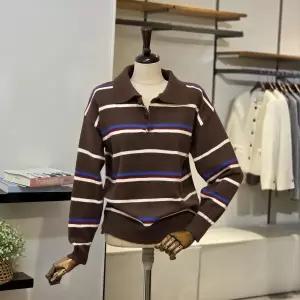 [대구백화점] [반에이크]오픈 카라 단가라 니트(VB5YKTM327Z)