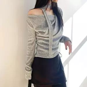 [옷자락]여자 데이트룩 여리핏 페미닌 셔링 오프숄더 니트