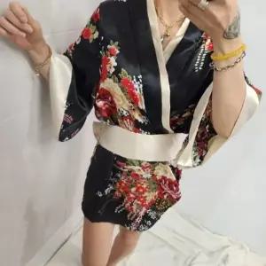 코스프레 미니 홈가운 기모노 홈웨어 선물 유카타 행