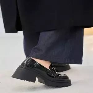 여성 333UMP92 2컬러 블랙 무광 유광 통굽 가보시 로퍼구두