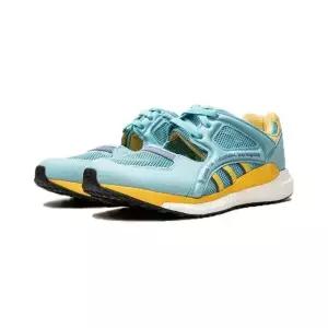 아디다스X휴먼메이드 EQT 레이싱 스니커즈 라이트블루 GX7917