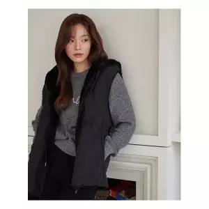 플라스틱아일랜드 PQ4FV031 리버시블 퍼 후드 베스트 908938