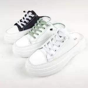 순이의신발장 키높이 통굽 발편한 여성 블로퍼 운동화 슬리퍼 여자 흰색 뮬 스니커즈 4cm