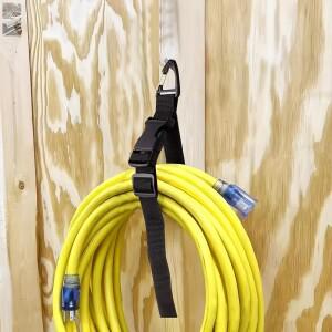 공구 없이 설치 가능한 3개의 고강도 조절식 연장 코드 정리기 - 검정색 폴리프로필렌 케이블 홀더, 안전한