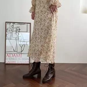 [엄지척]심플 435ONX29 키높이 레이스업 미들굽 뒷지퍼 통굽 워커힐 각