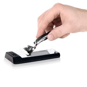 블레이드 레이저테크 면도날클리너 면도기 핏한느낌