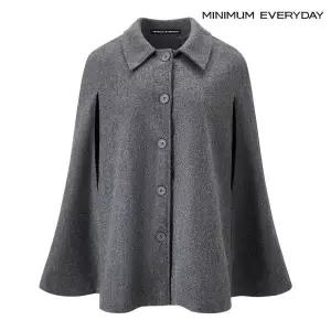 [롯데백화점]미니멈 [미니멈 에브리데이]레글런 베이직 카라넥 케이프 하프 코트 (EB4JH008D)